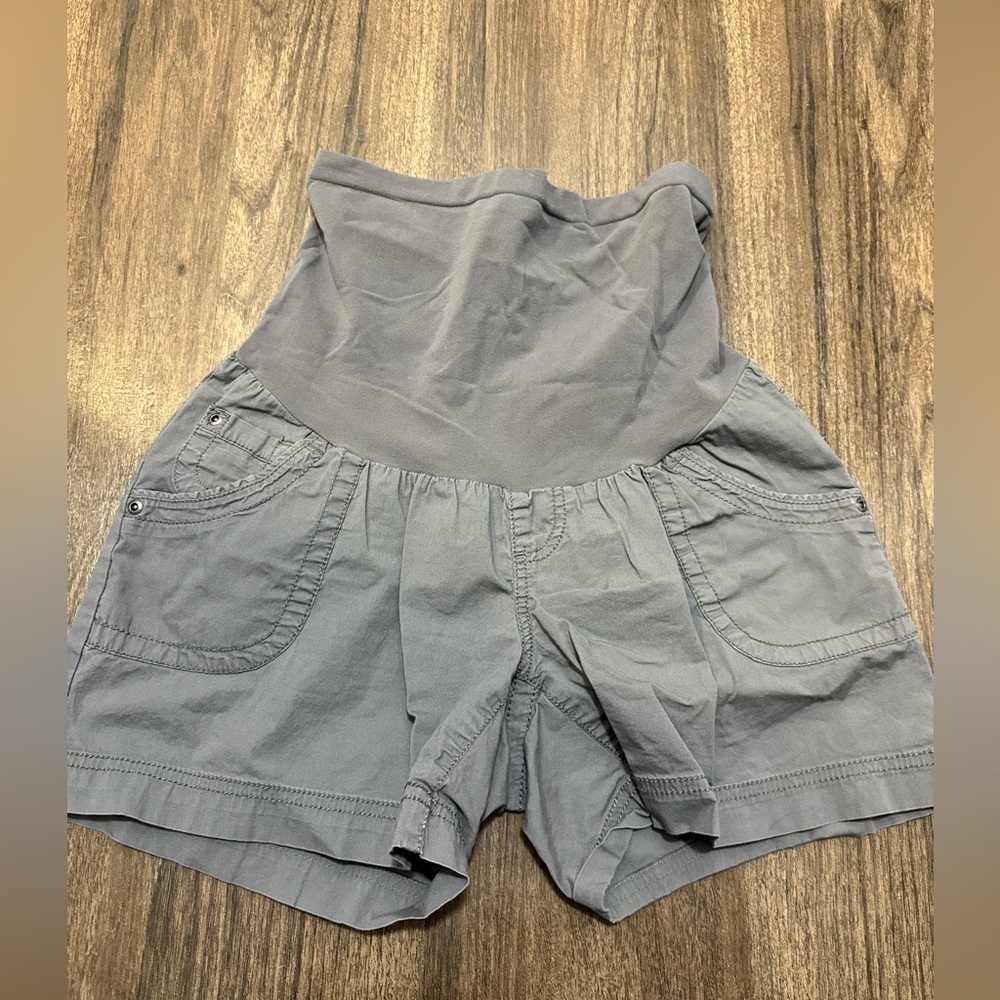 Grey maternity shorts